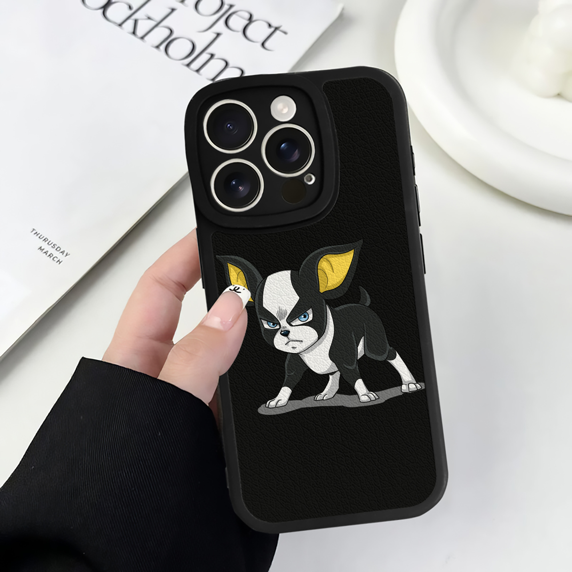 （画像用） ジョジョの奇妙な冒険 イギー JoJo's Bizarre Adventure Iggy 【iPhone 16シリーズ対応】シリコンスマホケース（レザー調） 材質：シリコン